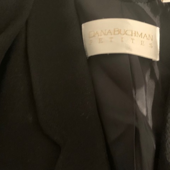 Preowned 2 piece Black Women Suit by Dana Buchman - Picture 2 of 3